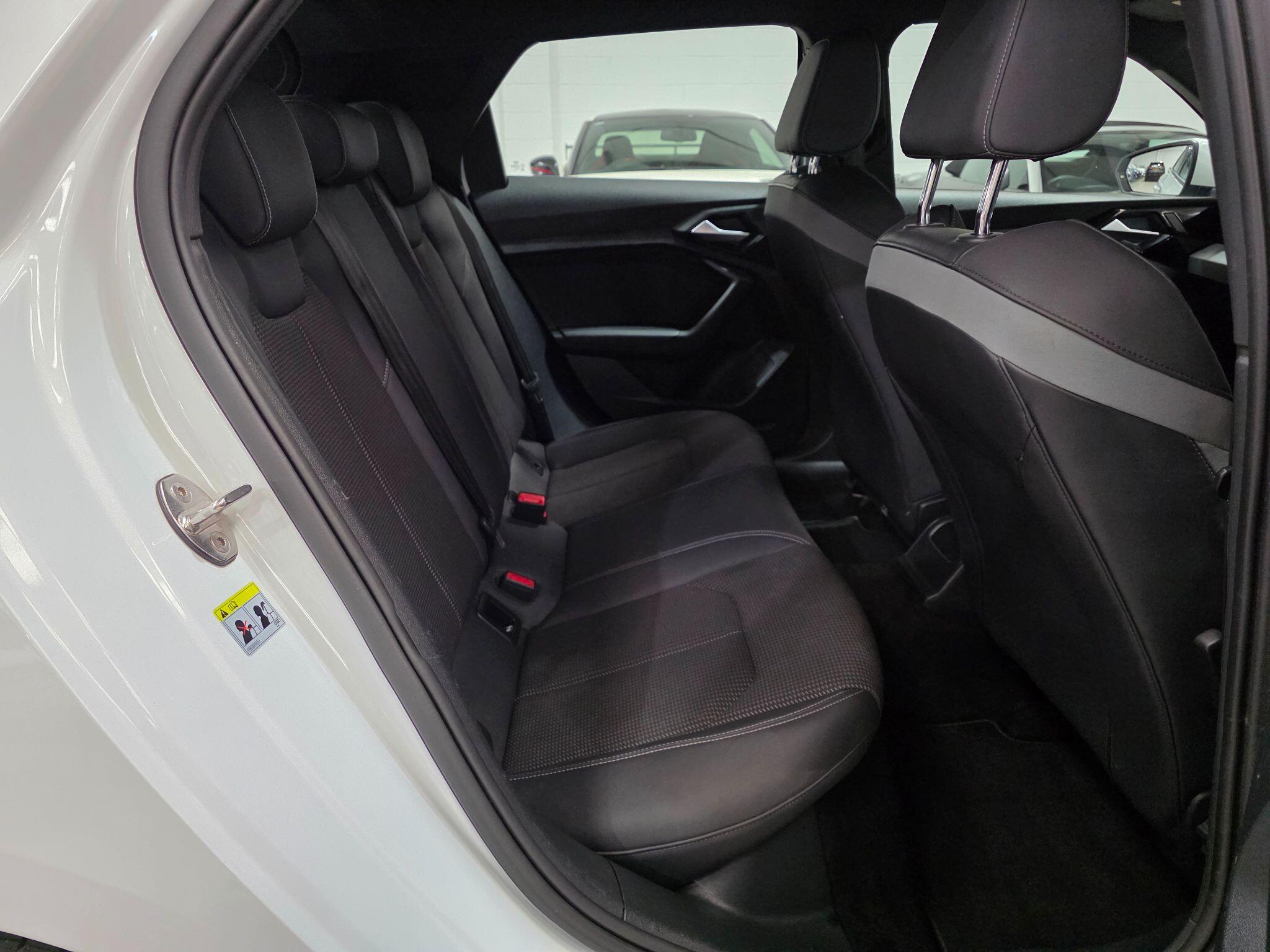 Audi A1 view 21
