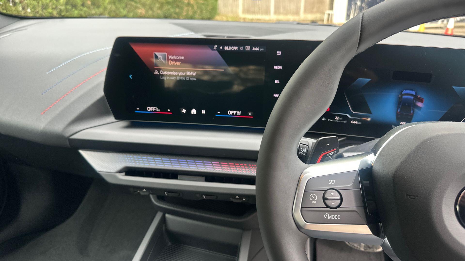 BMW 2 Series view 8