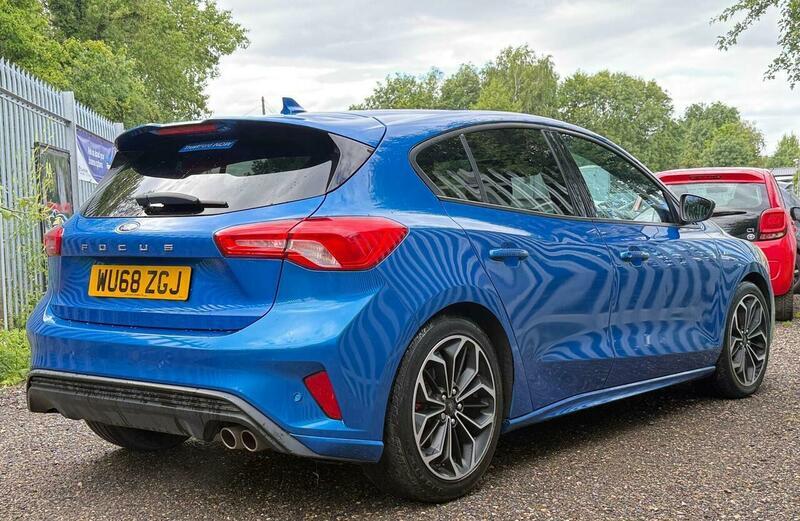 2018 Ford Focus image 18