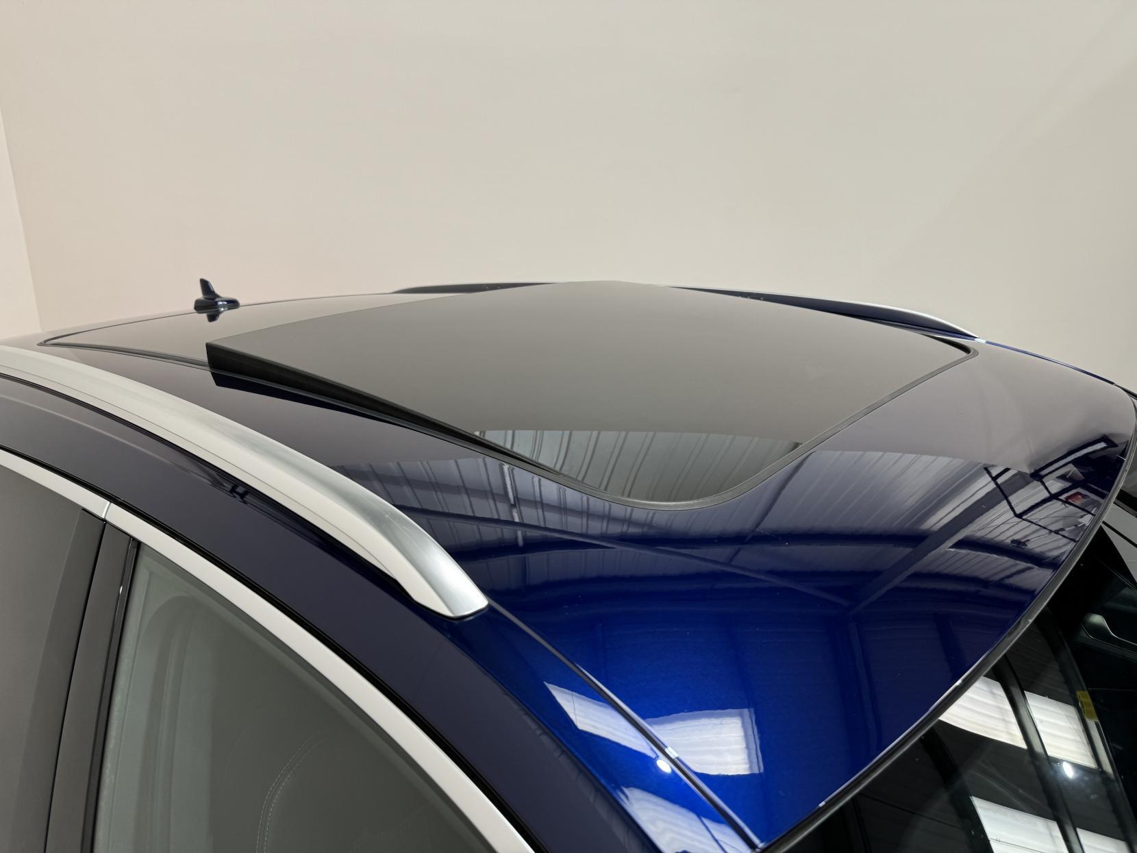 Audi Q5 view 2