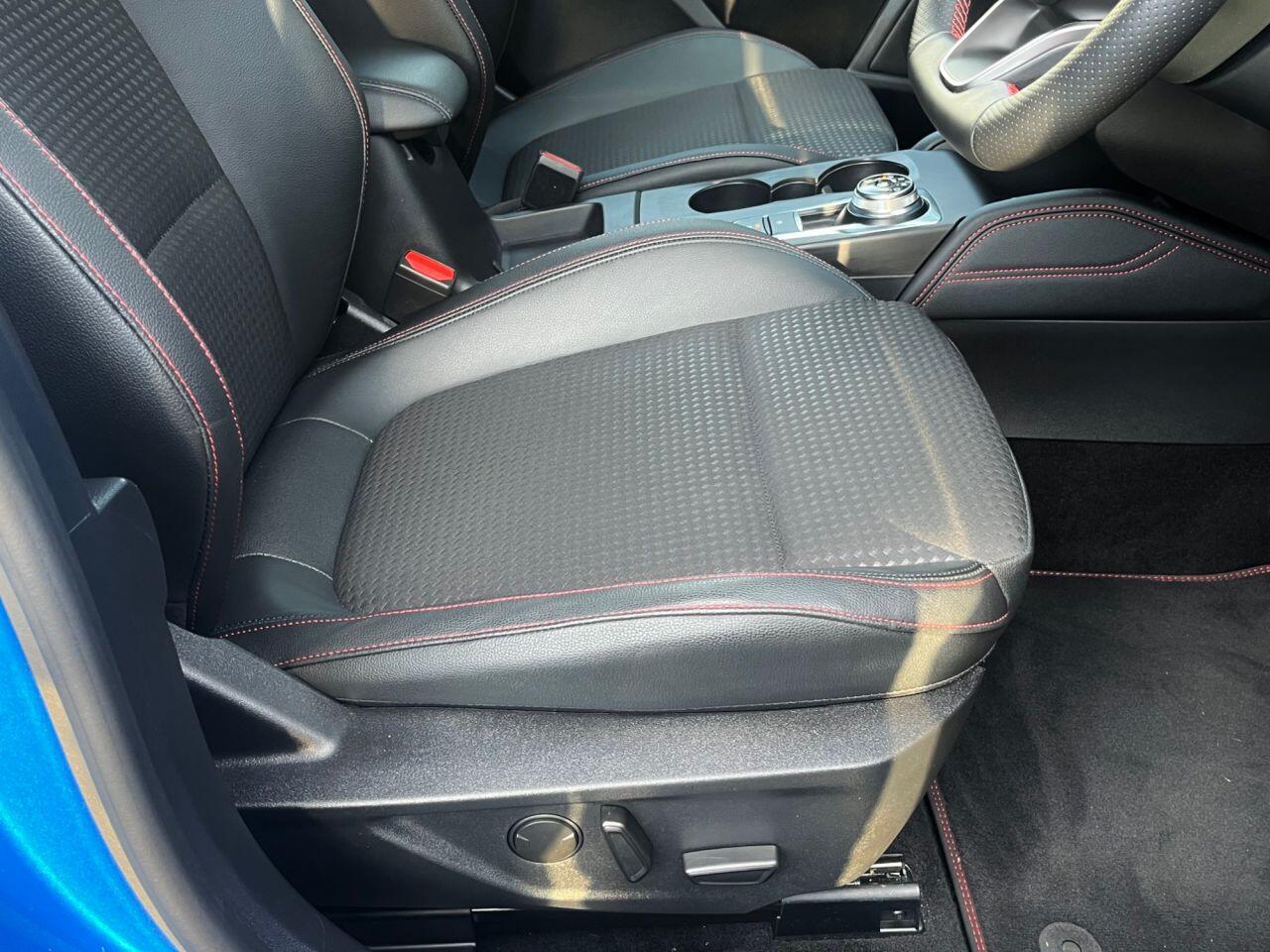 Ford Focus view 29