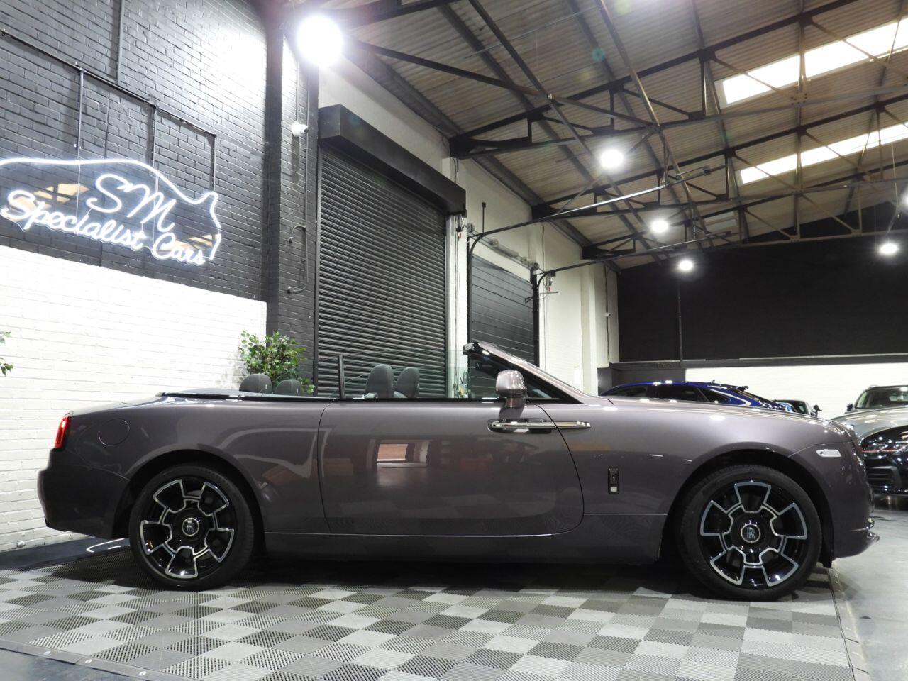 Rolls-Royce Dawn view 14