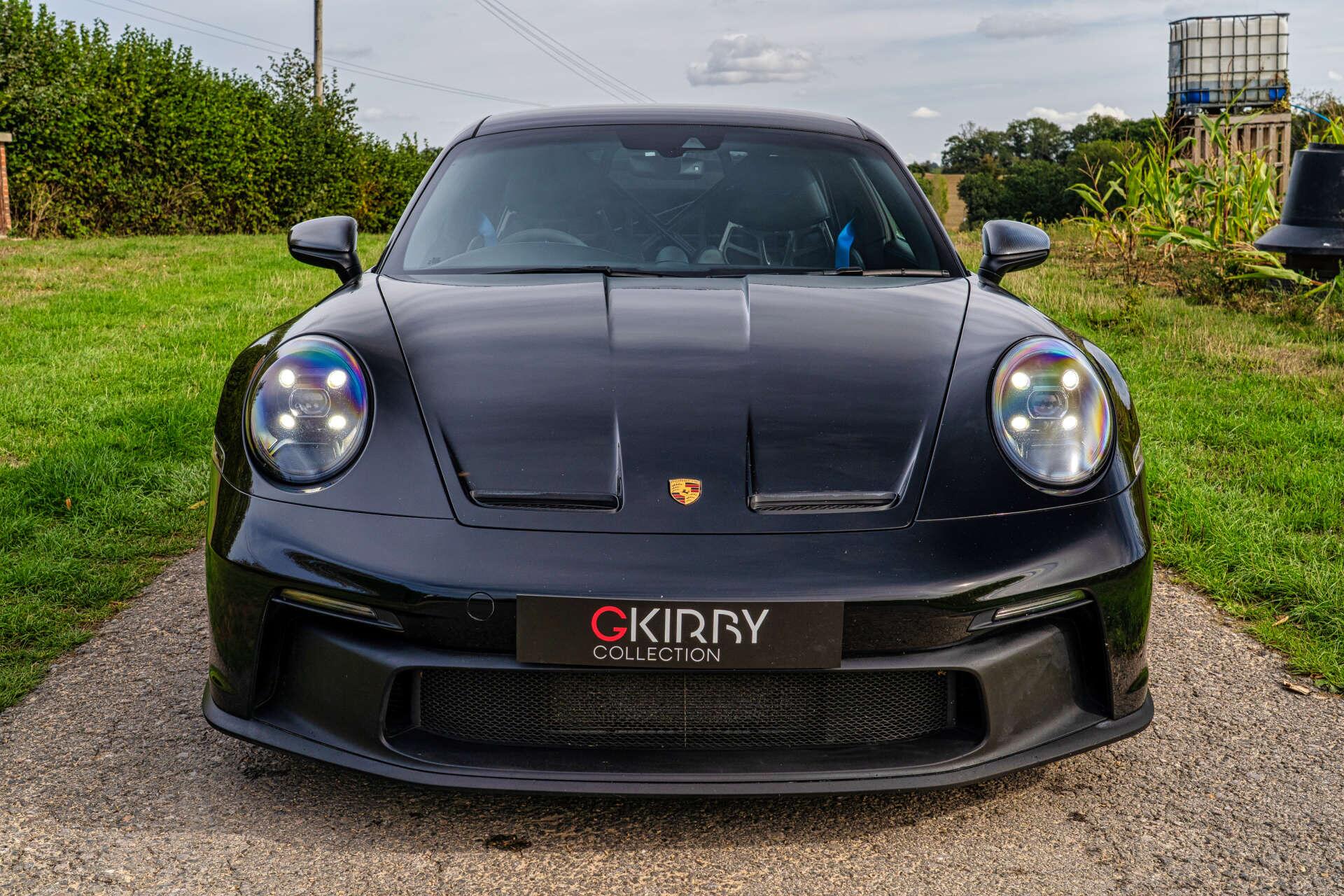 Porsche 911 view 23