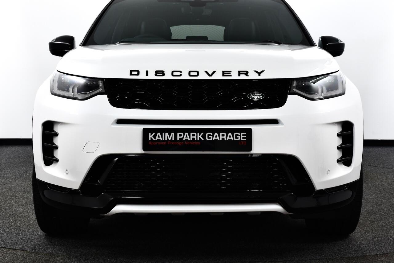 Land Rover Discovery Sport view 13