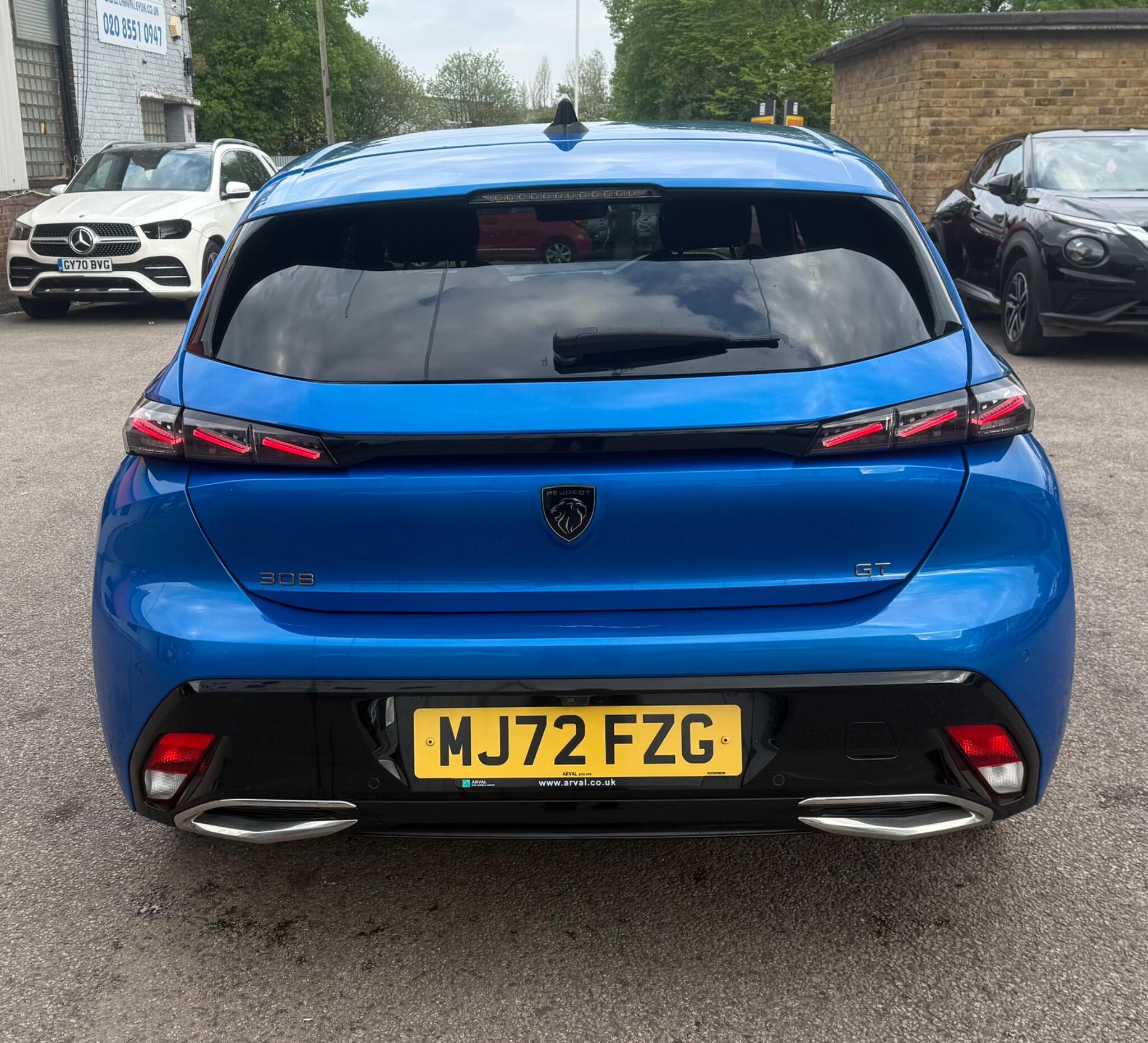 Peugeot 308 view 6