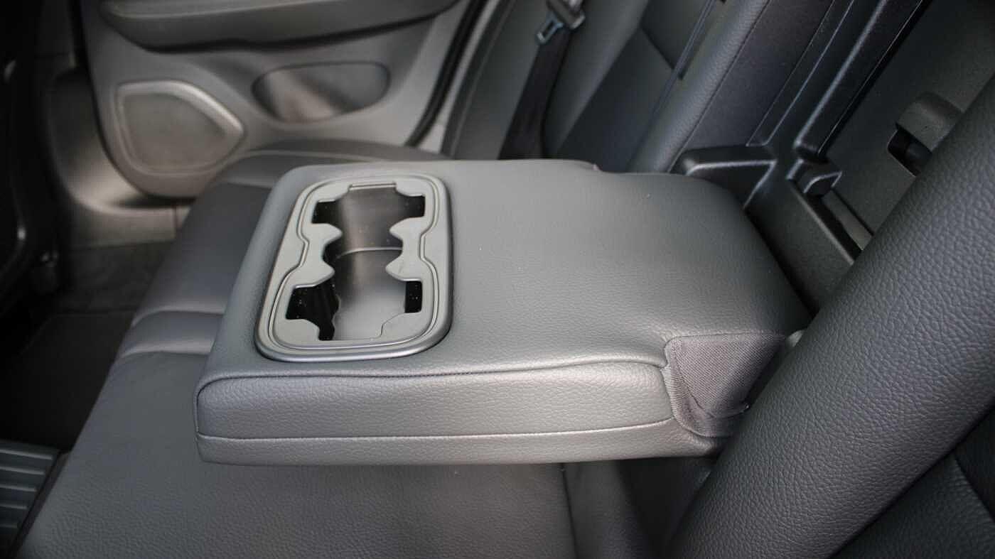 Volvo V60 view 34