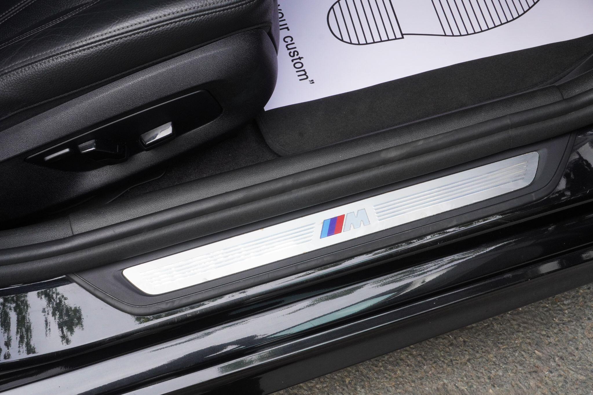 BMW 5 Series view 21