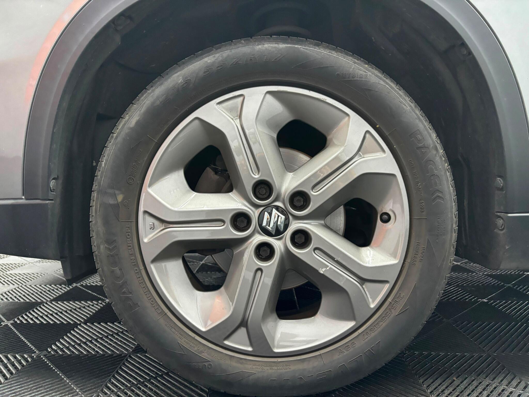 Suzuki Vitara view 29