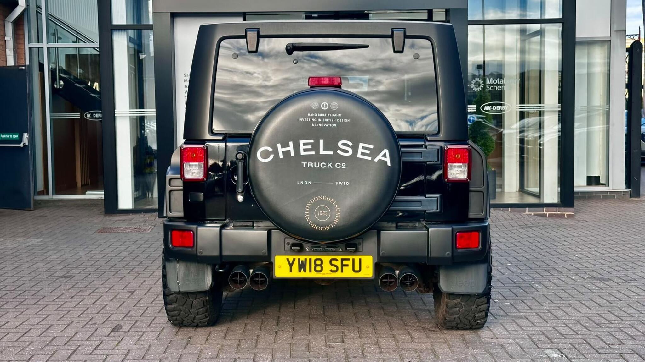 Jeep Wrangler view 26