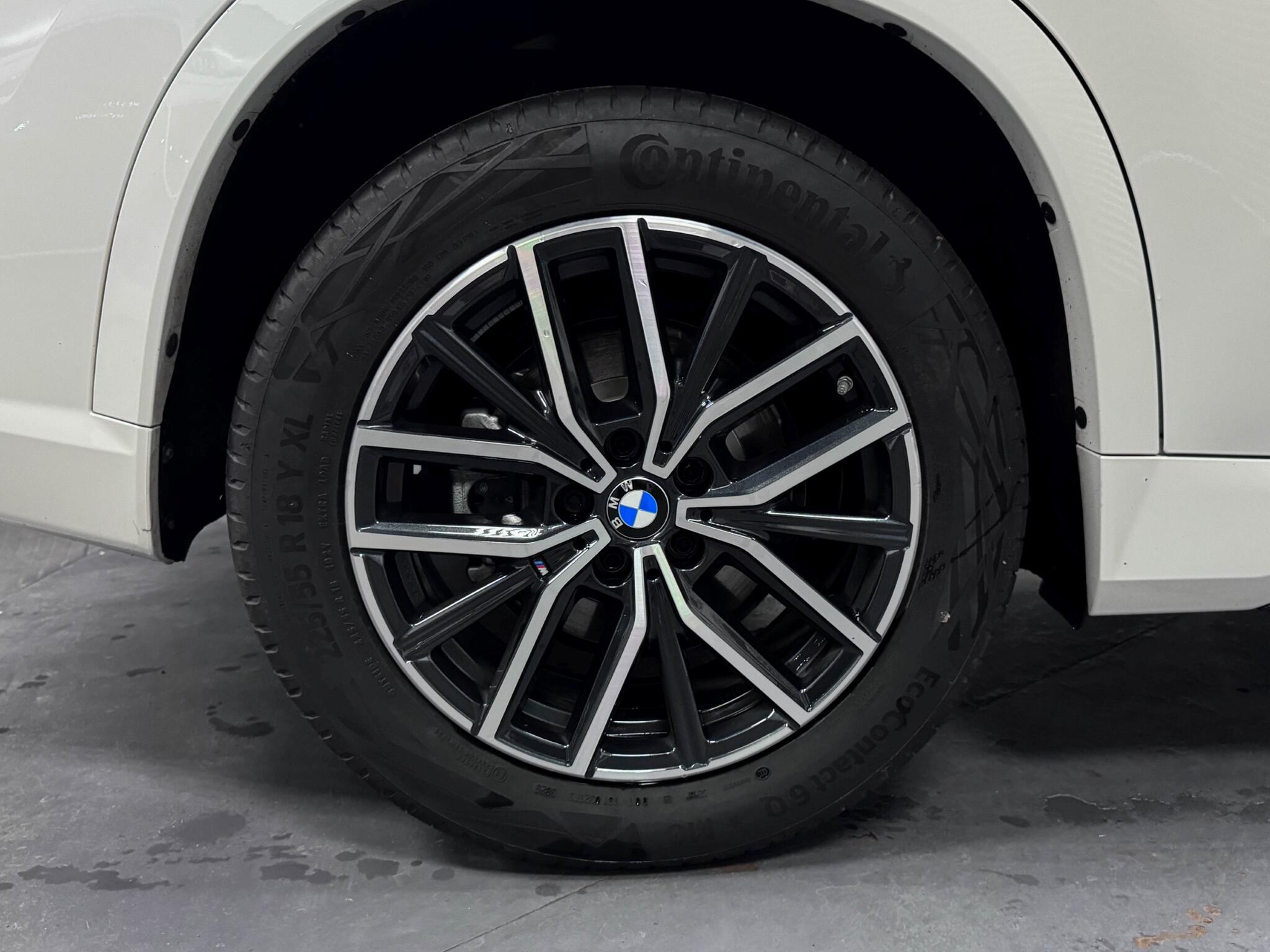 BMW X1 view 56