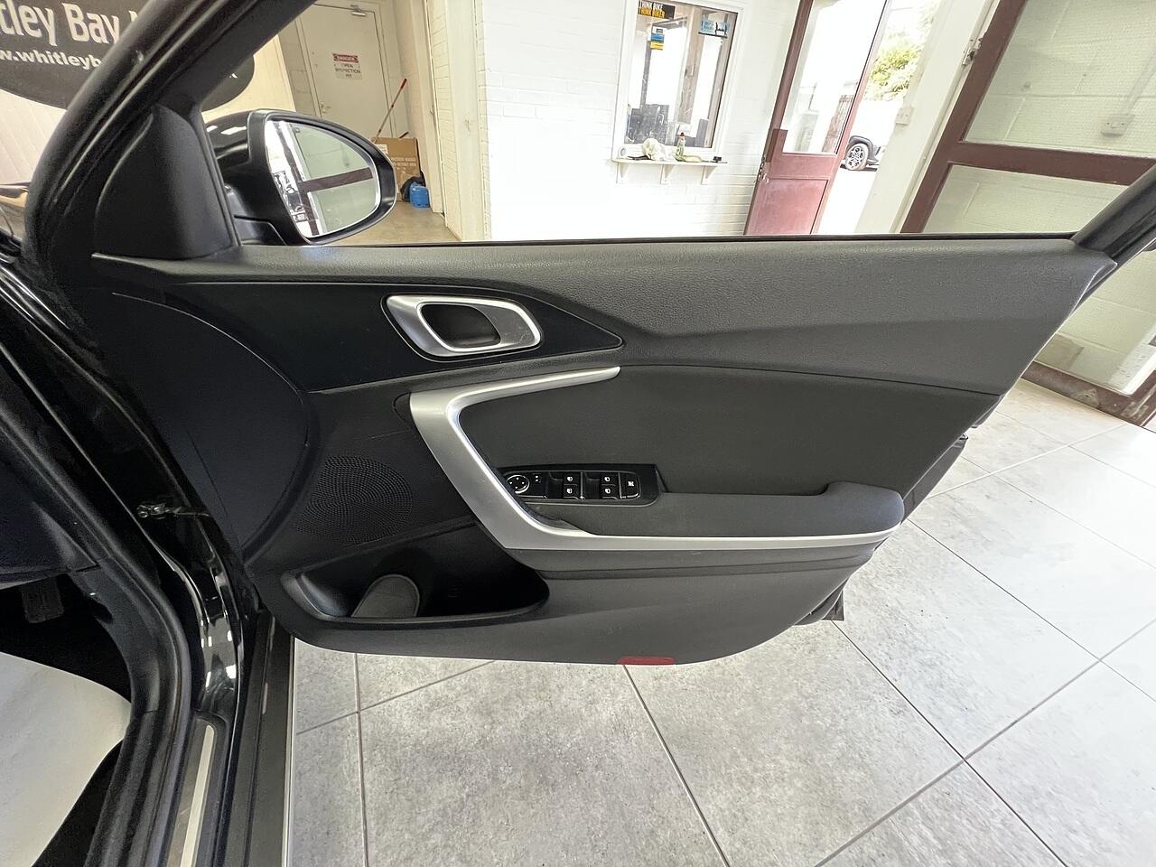 Kia Xceed view 13