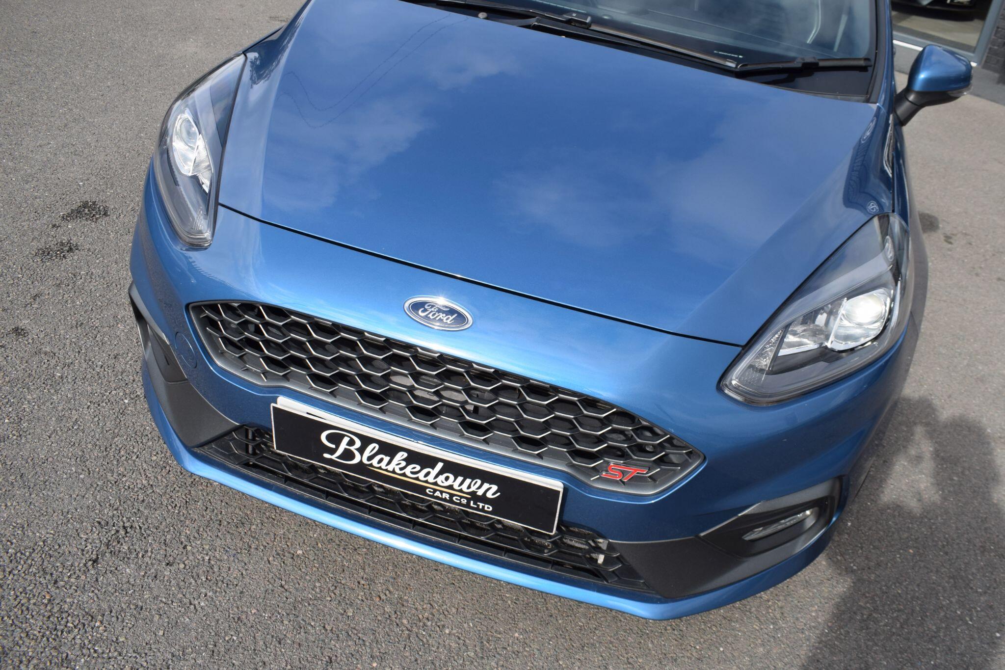 Ford Fiesta view 32