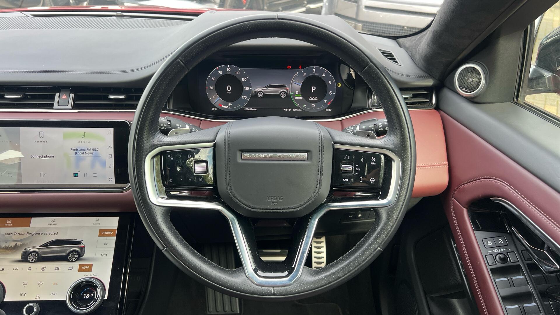 Land Rover Range Rover Evoque view 17