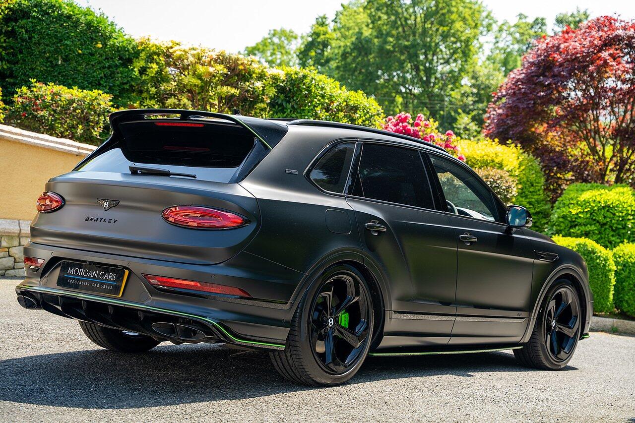 Bentley Bentayga view 112