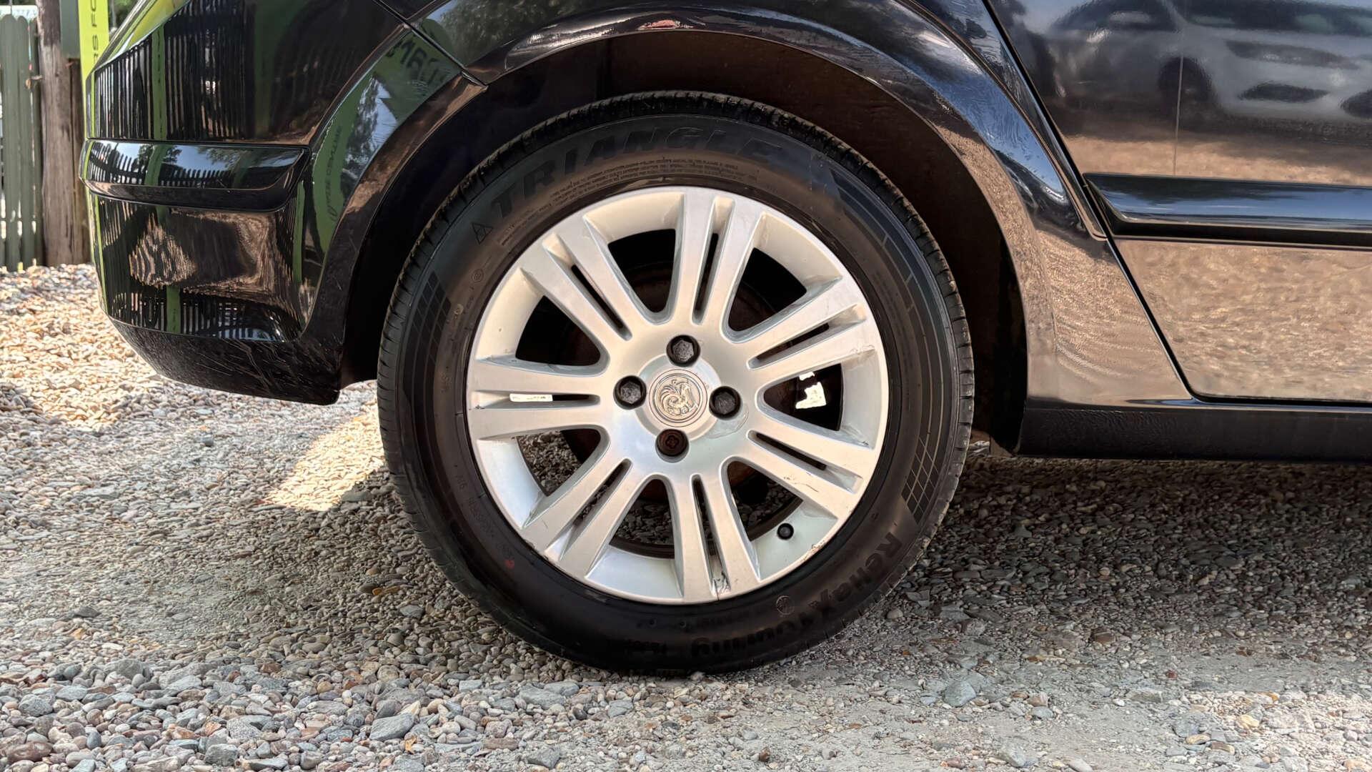 Vauxhall Astra view 27