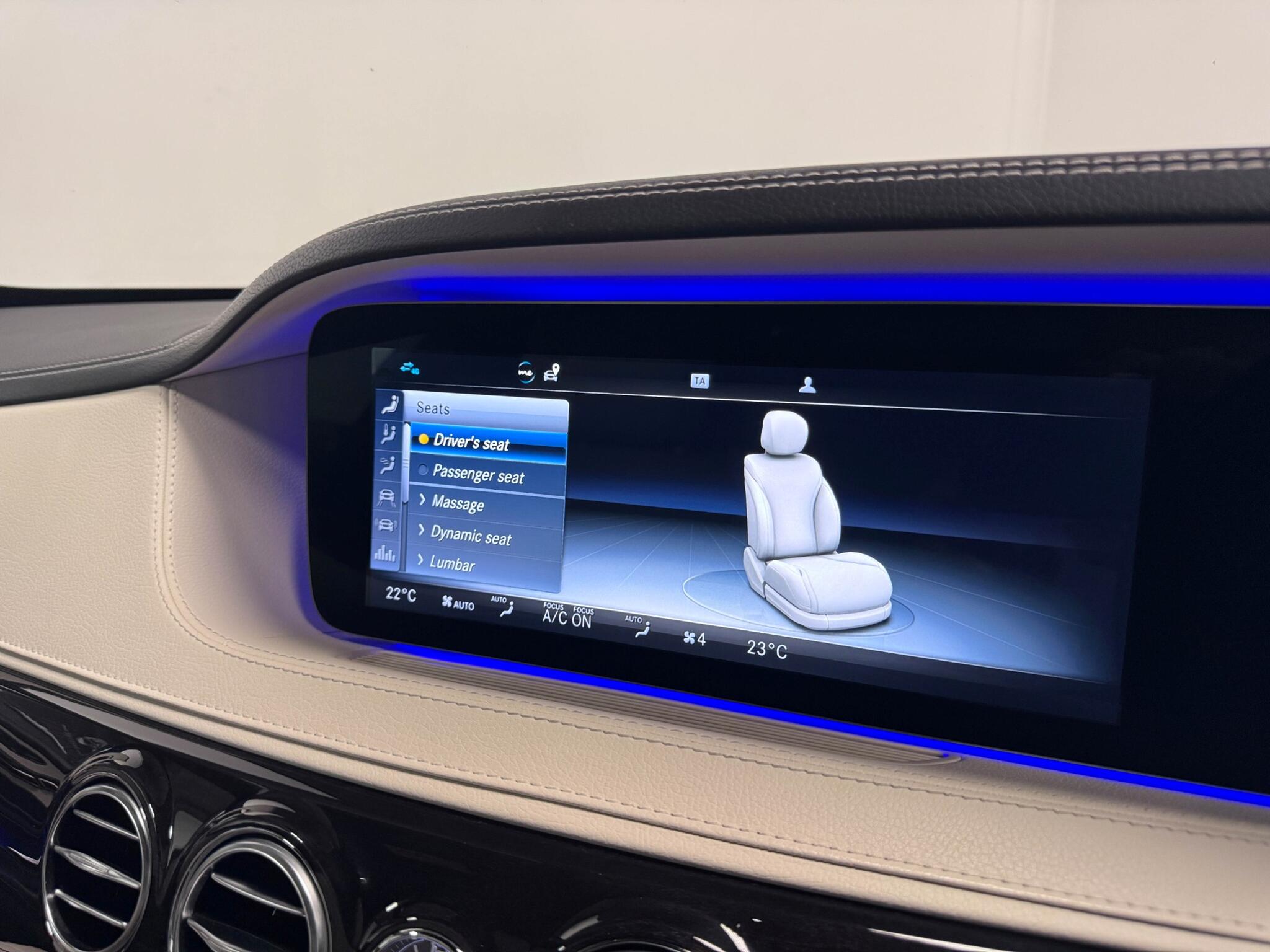 Mercedes-Benz S Class view 52