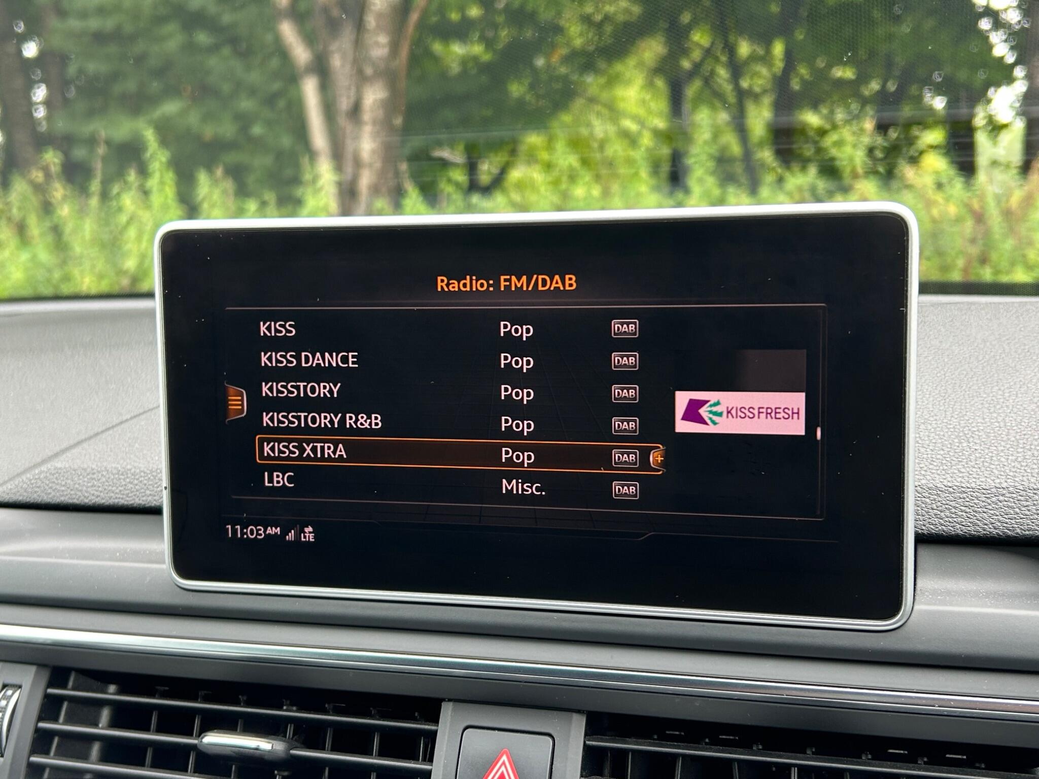 Audi A4 view 40