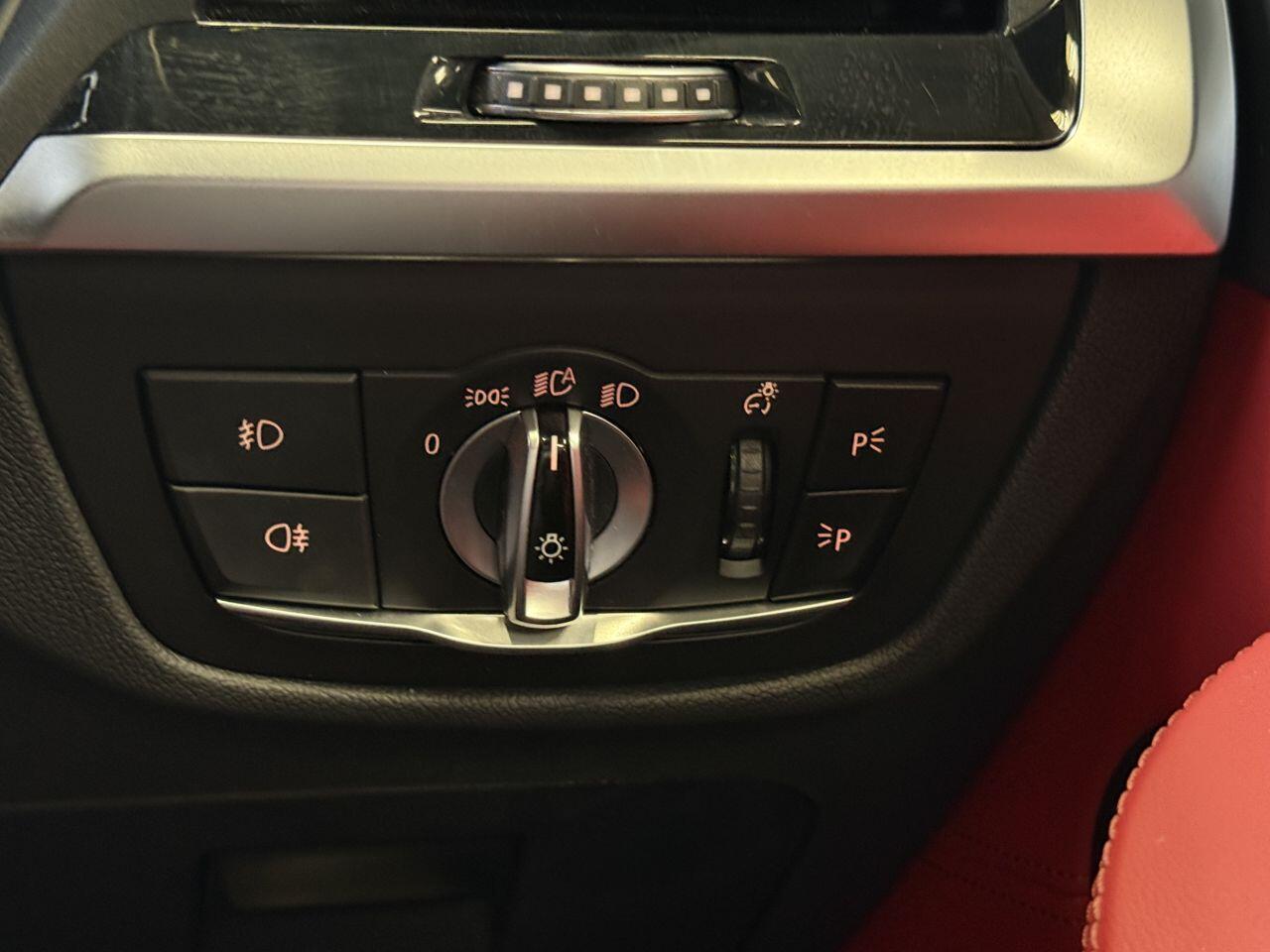 BMW X4 view 42