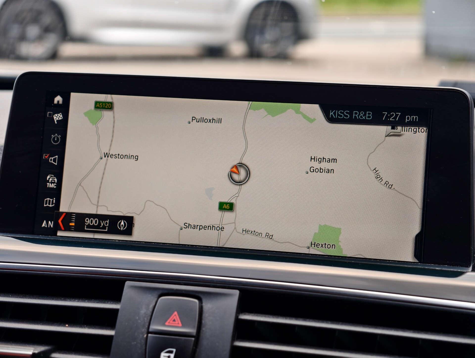 BMW 3 Series view 44