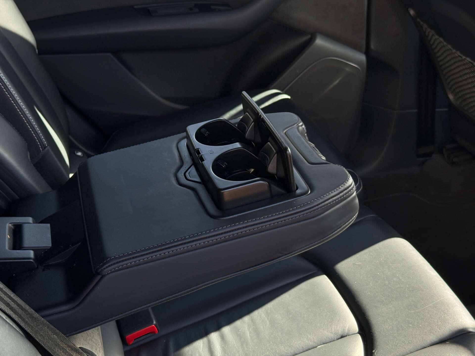 Audi SQ7 view 27