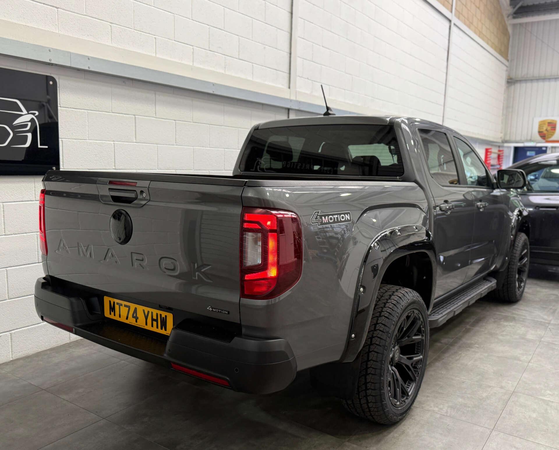Volkswagen Amarok view 8