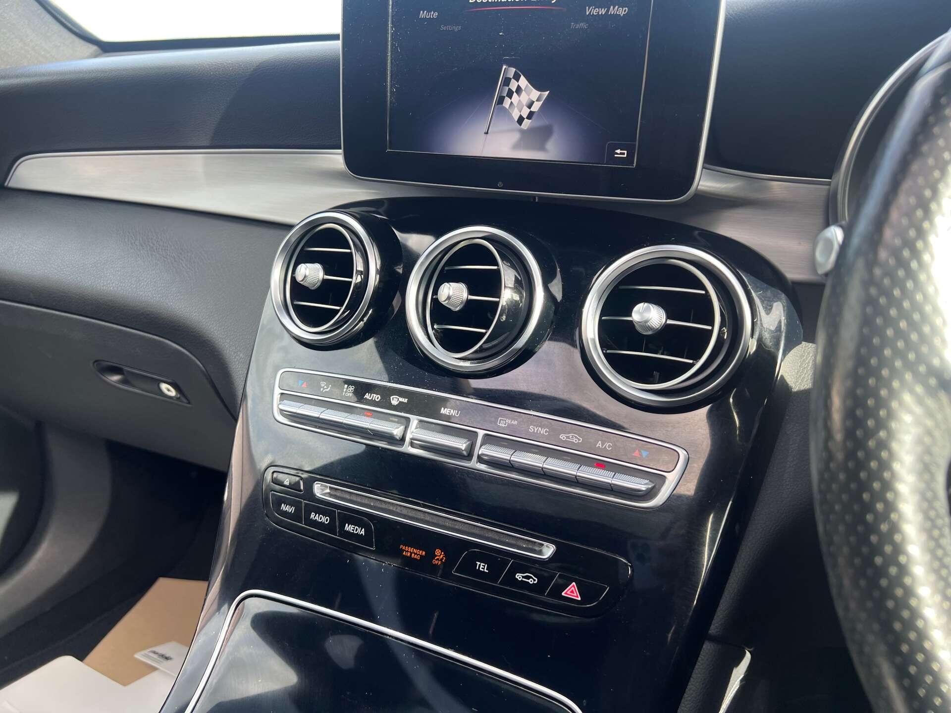 Mercedes-Benz GLC view 20