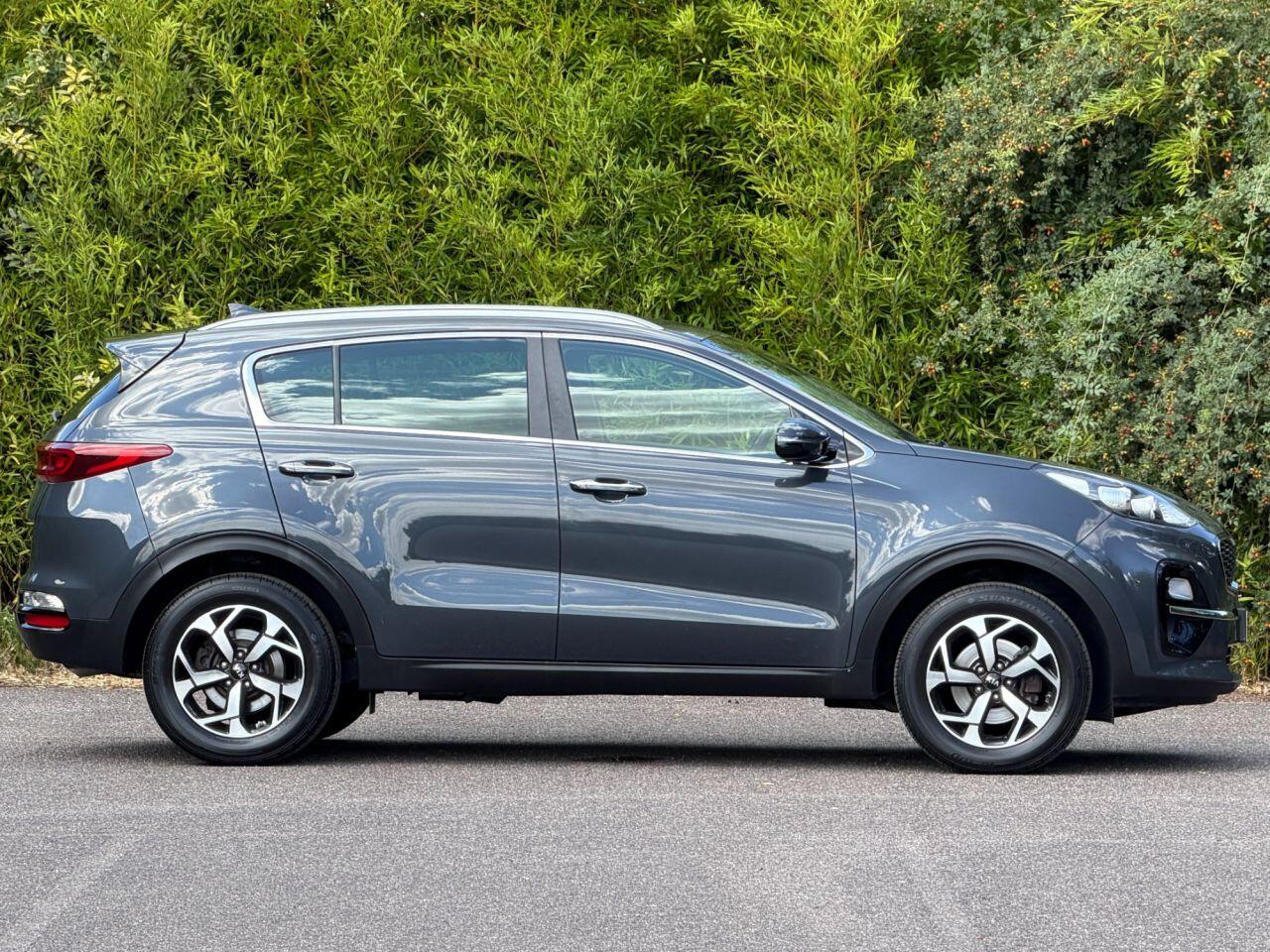 Kia Sportage view 3