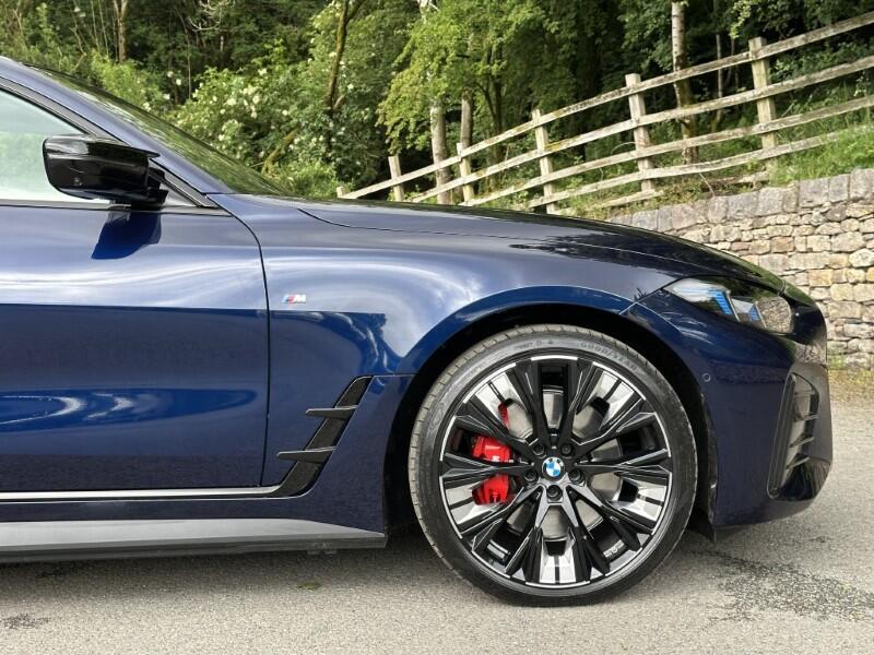 BMW i4 view 59