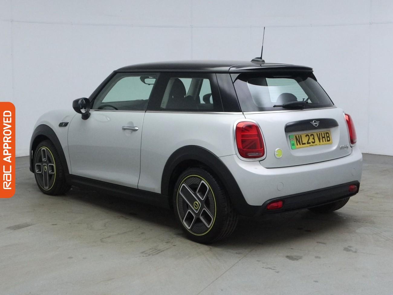 Mini Hatch view 5