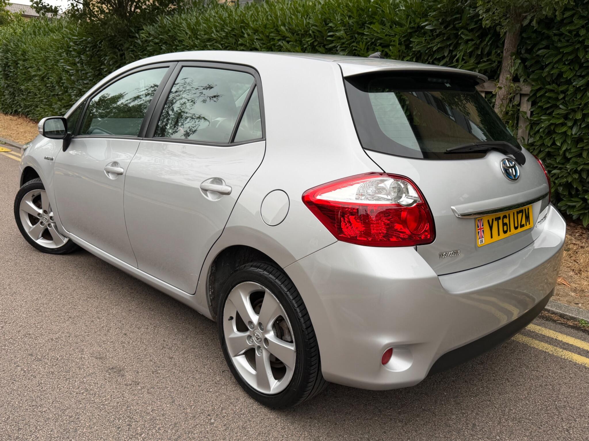 Toyota Auris view 9