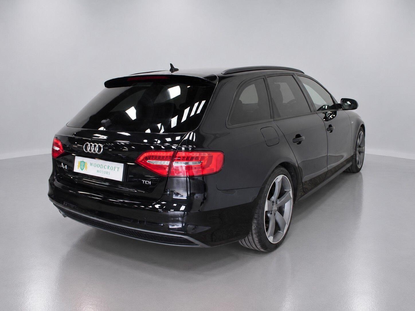 Audi A4 view 8
