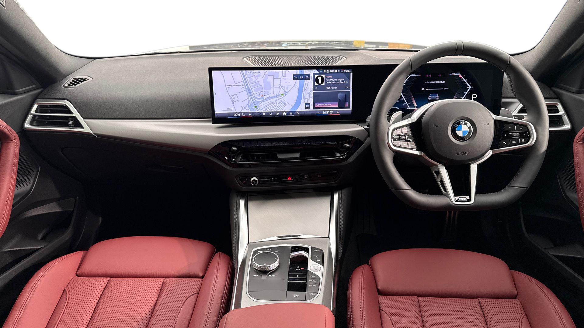 BMW 2 Series view 4