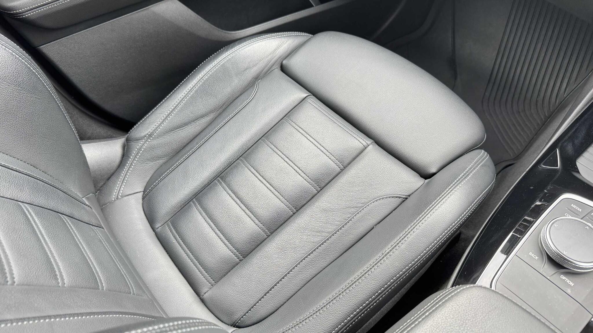 BMW X3 view 38