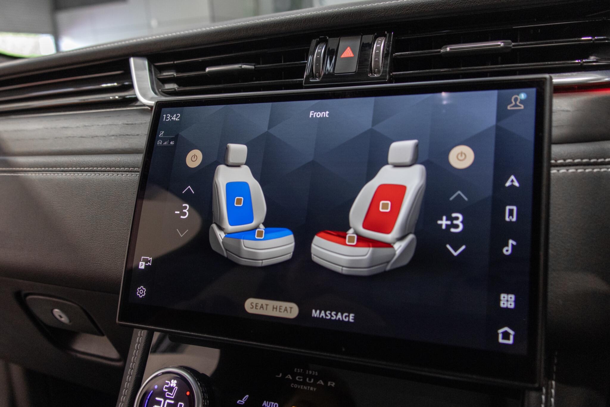 Jaguar F-Pace view 19