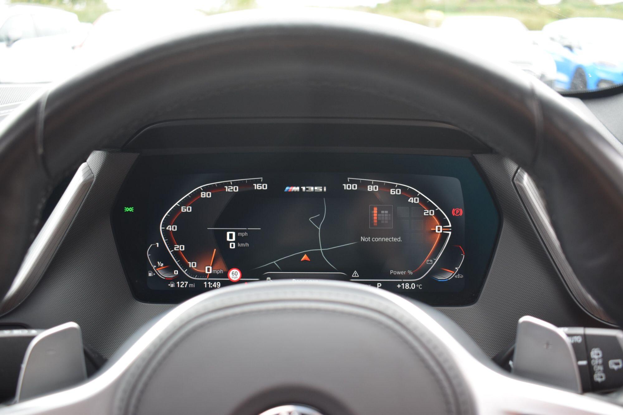 BMW 1 Series view 20