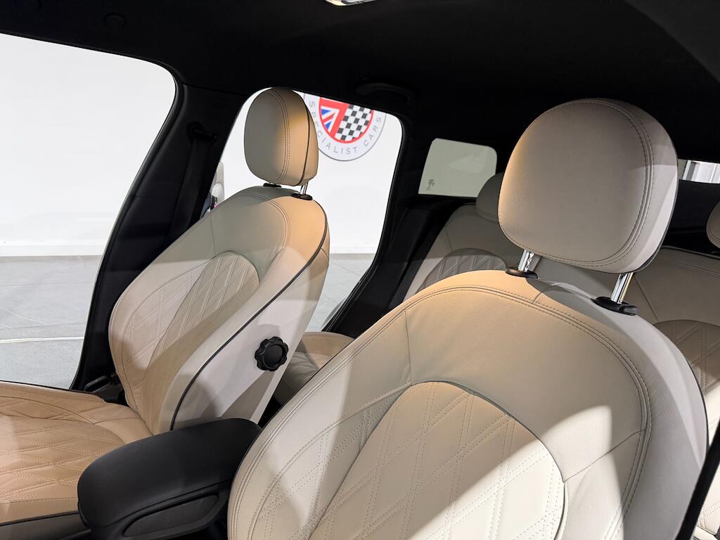 Mini Countryman view 9