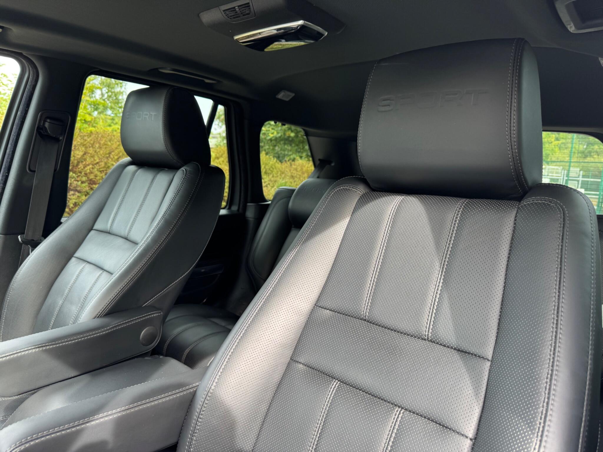Land Rover Range Rover Sport view 13