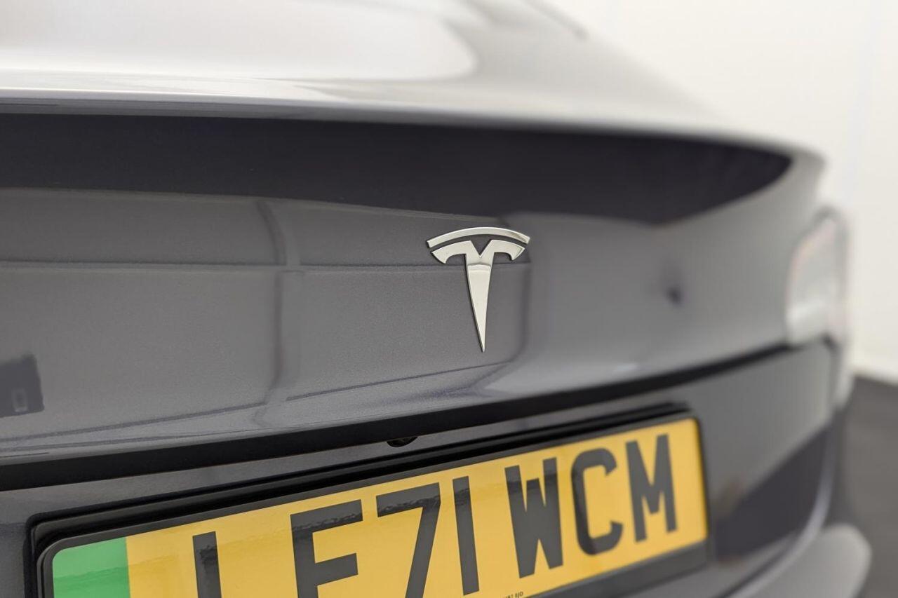 Tesla Model 3 view 47