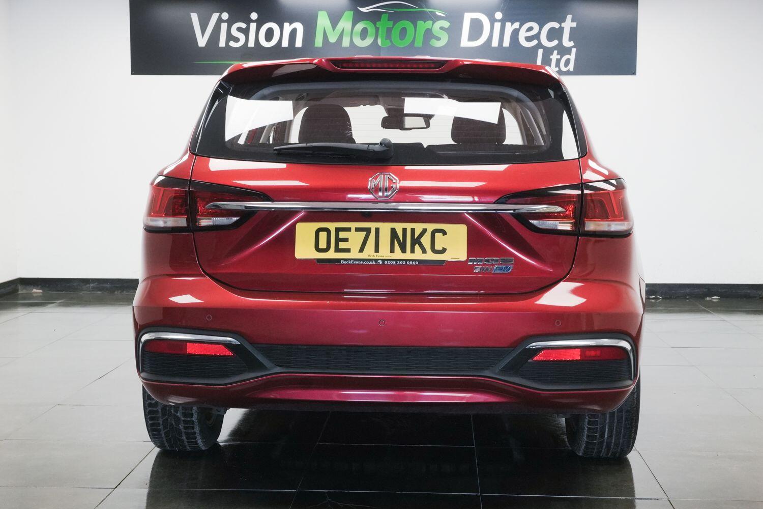 MG MG5 view 2