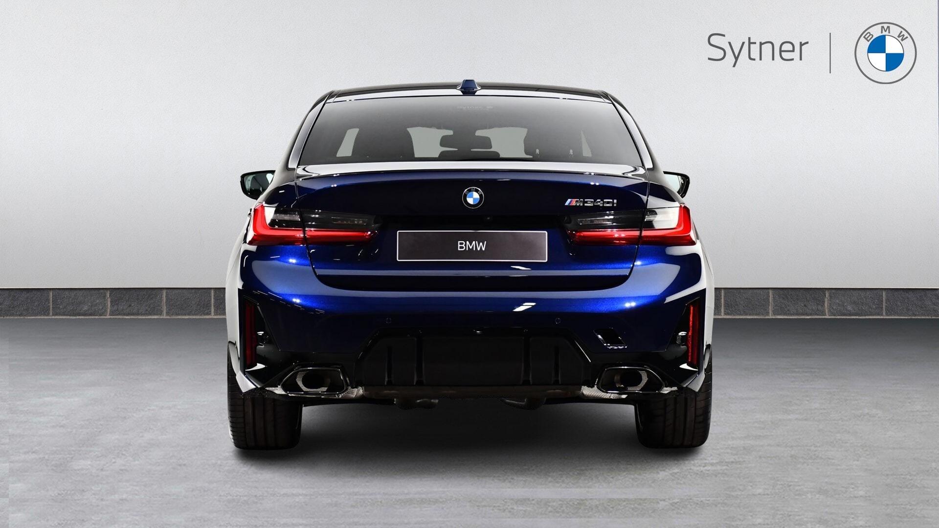 BMW 3 Series view 15