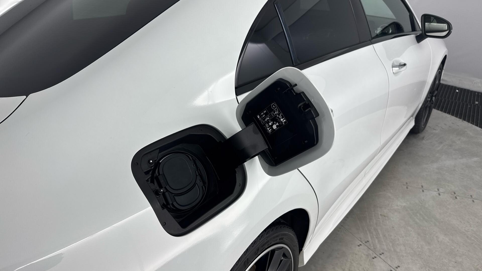 Mercedes-Benz CLA view 19