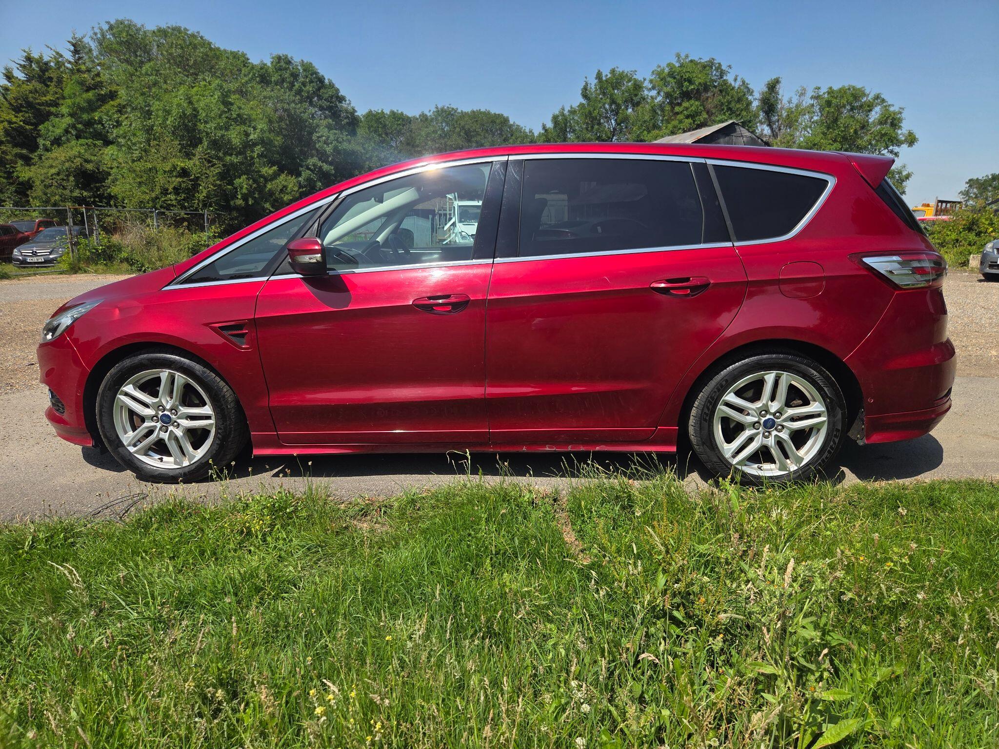 Ford S-Max view 7