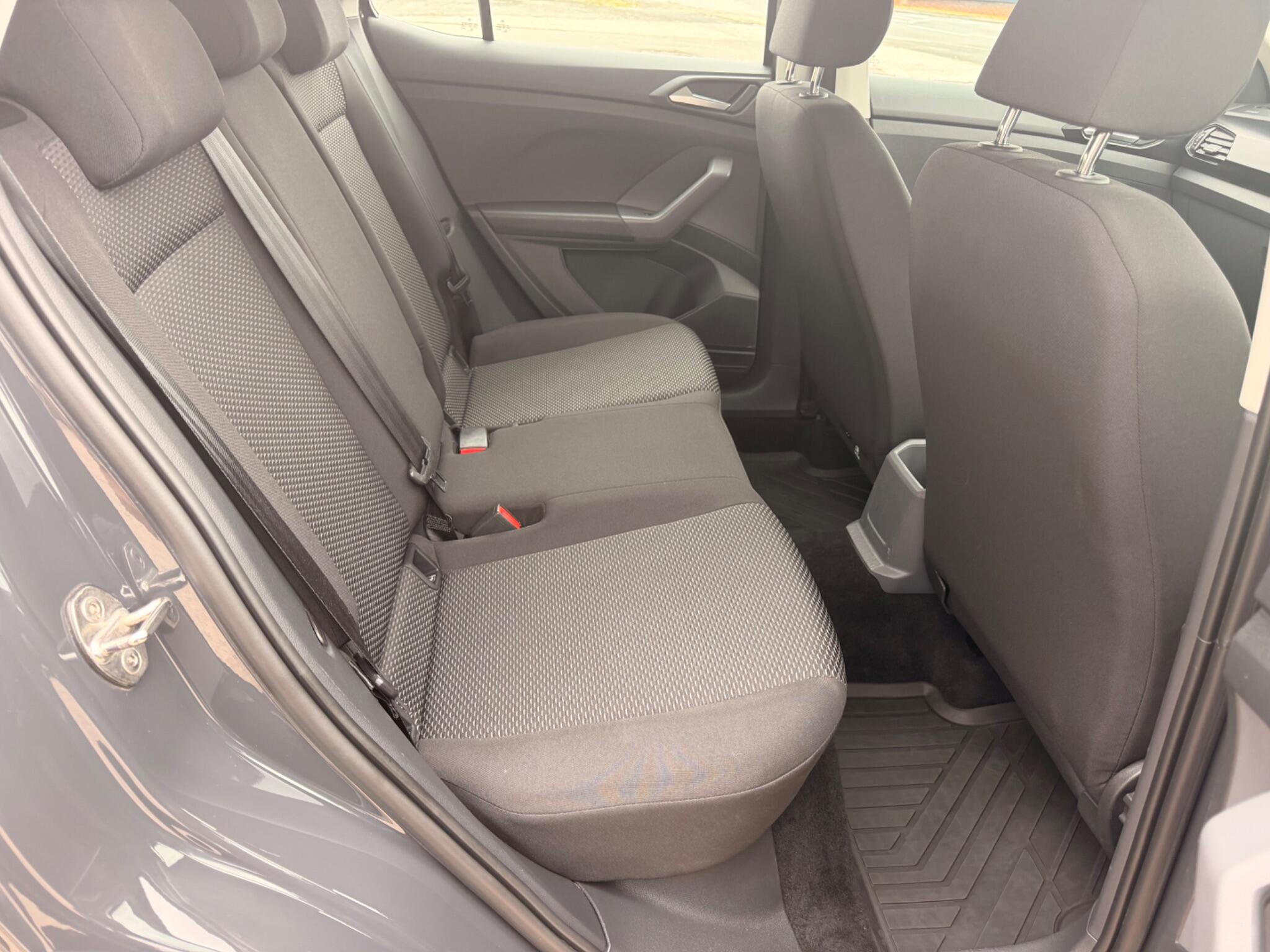 Volkswagen T-Cross view 27