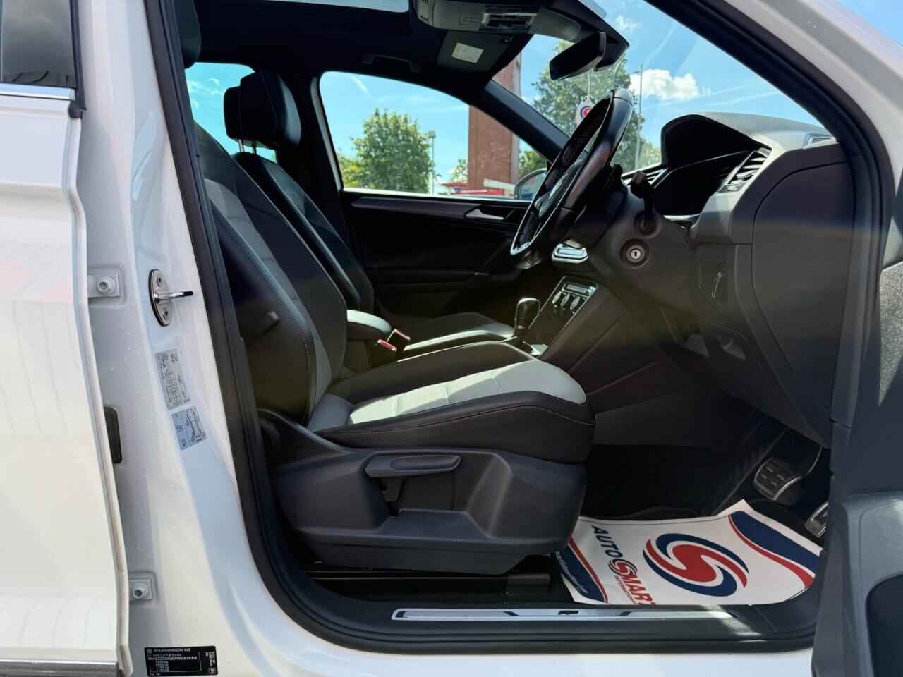Volkswagen Tiguan view 48