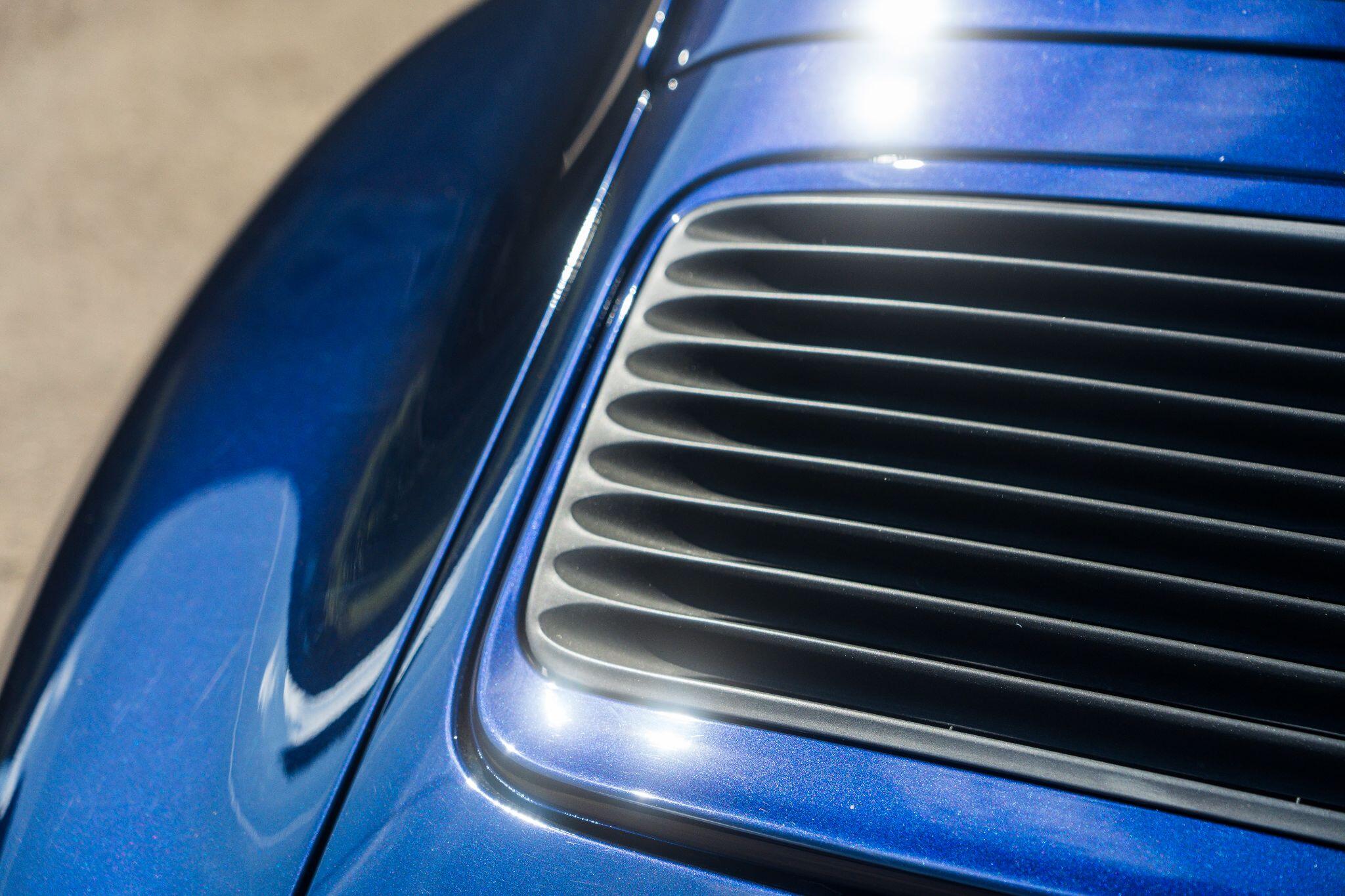 Porsche 911 view 42