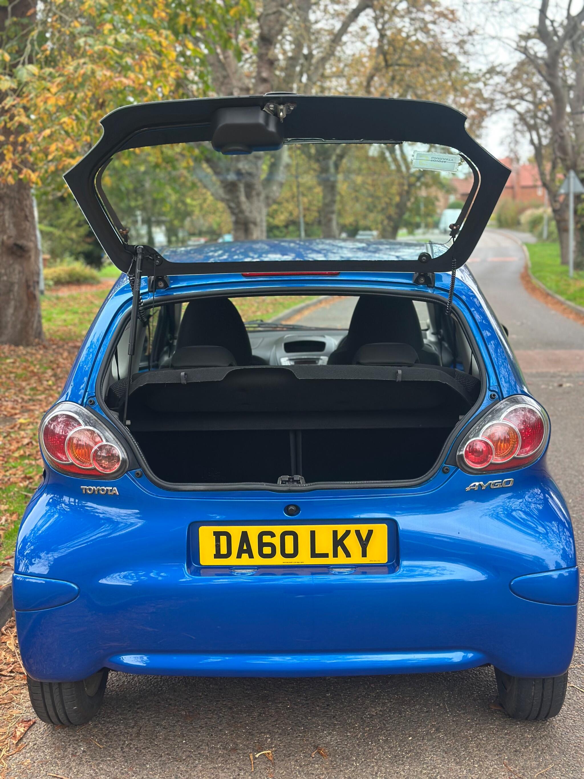 2010 Toyota AYGO image 10