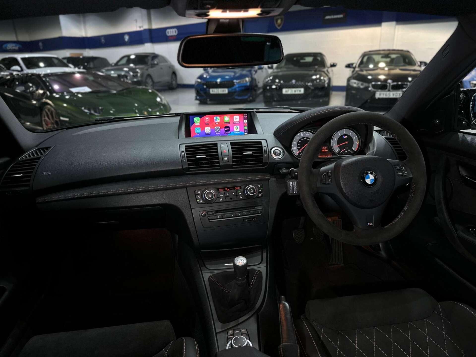 BMW 1 Series view 6
