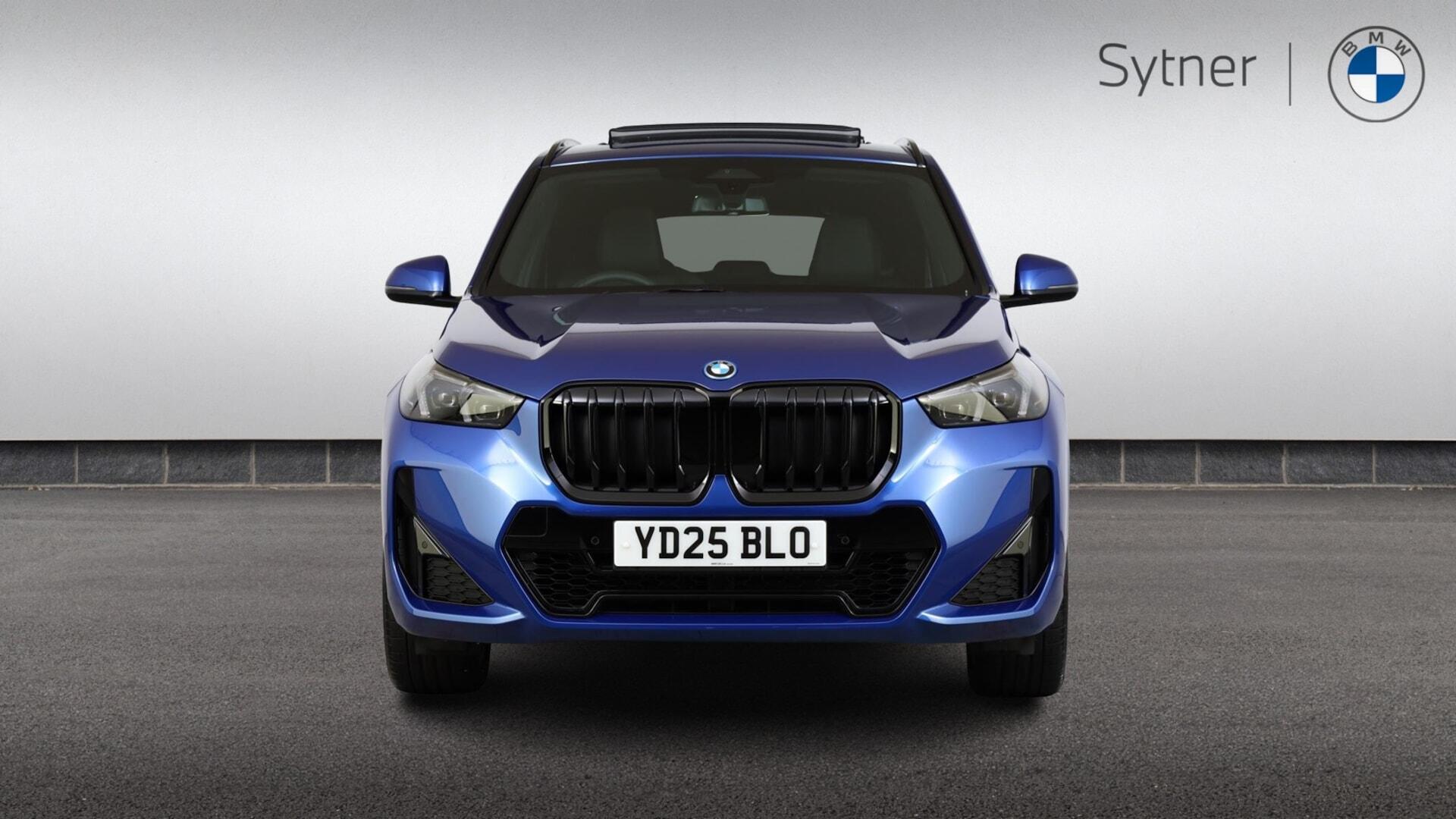 BMW X1 view 16