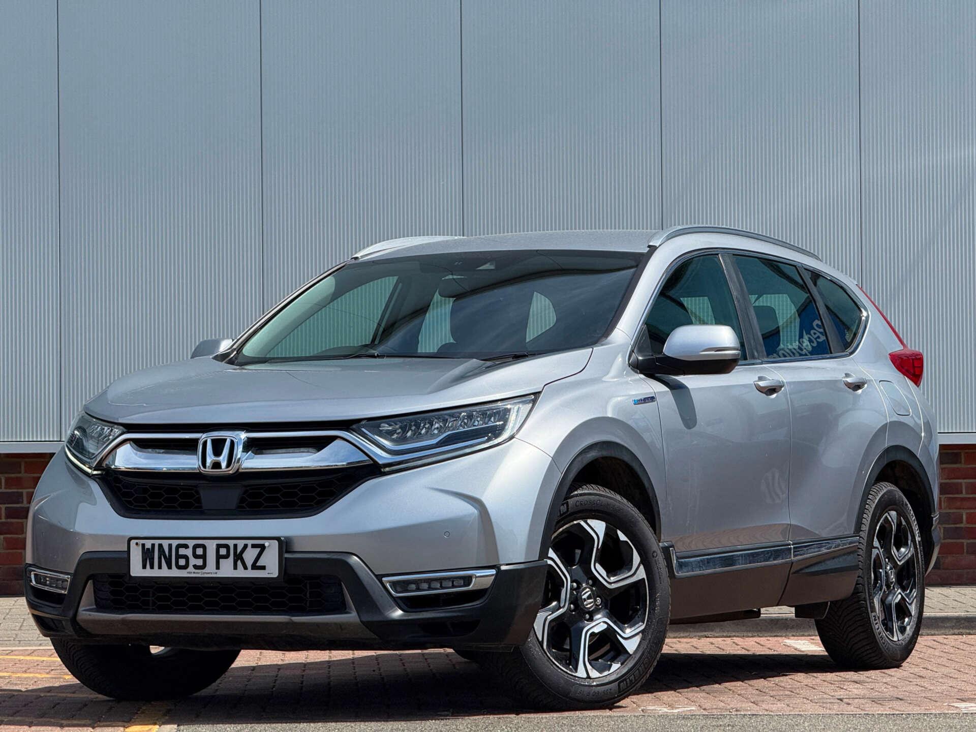 Honda CR-V view 3