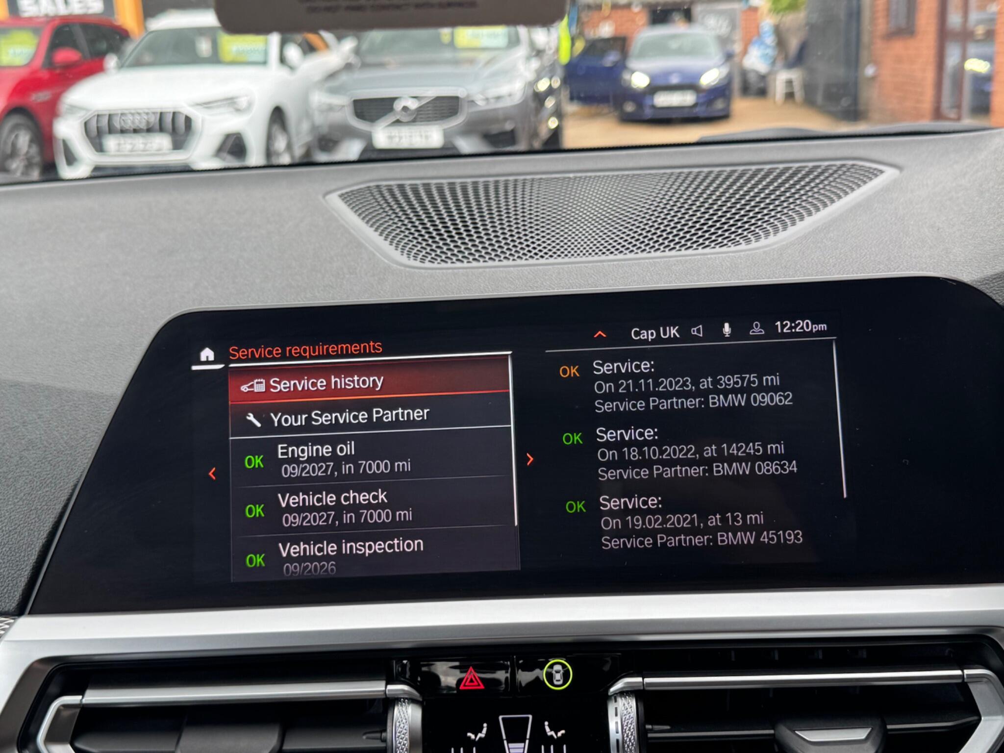 BMW 3 Series view 35